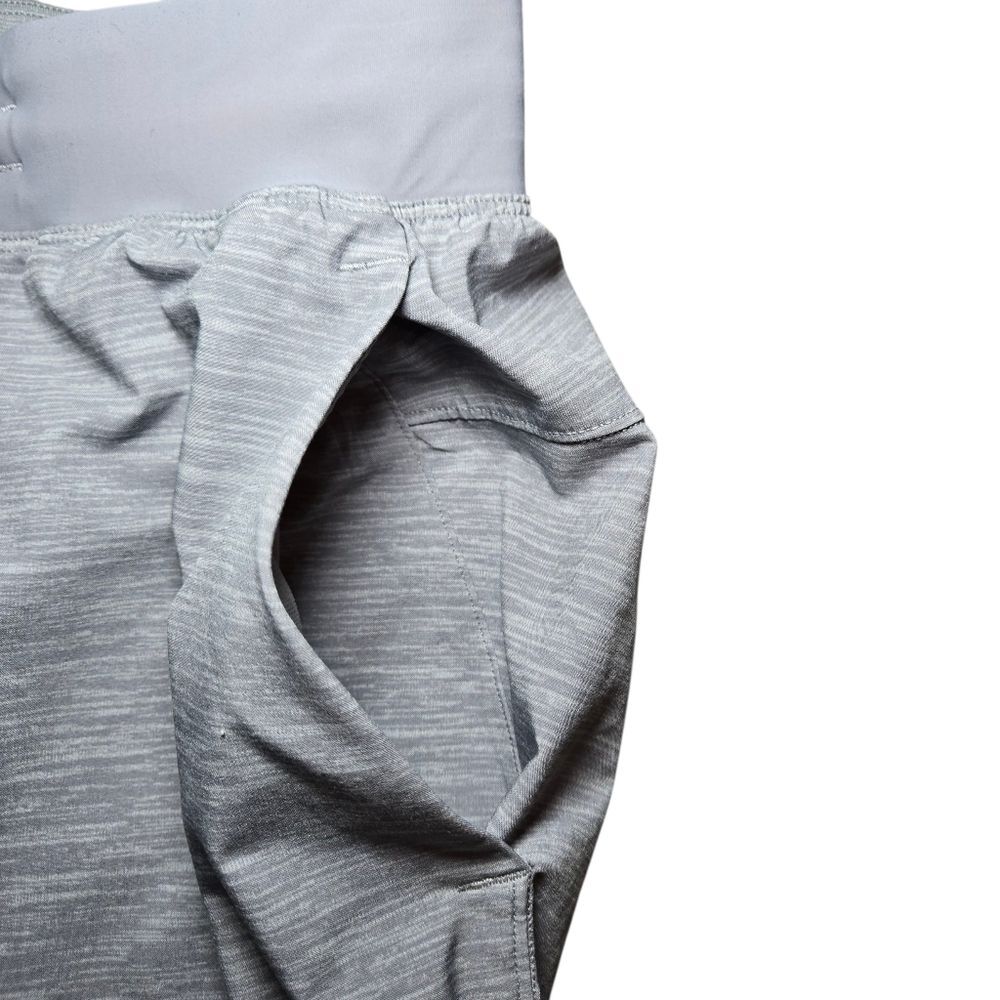 Men's Lululemon T.H.E. Short 9" - Heather Allover Sea Salt Light Cast - Picture 3 of 9